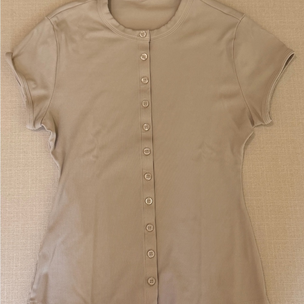 Marine Layer Ribbed Short Sleeve Button-Front Top in Light Beige